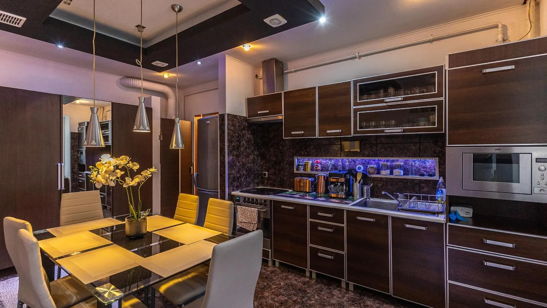 City Vibes Apartment - 3 Bdrms 부다페스트