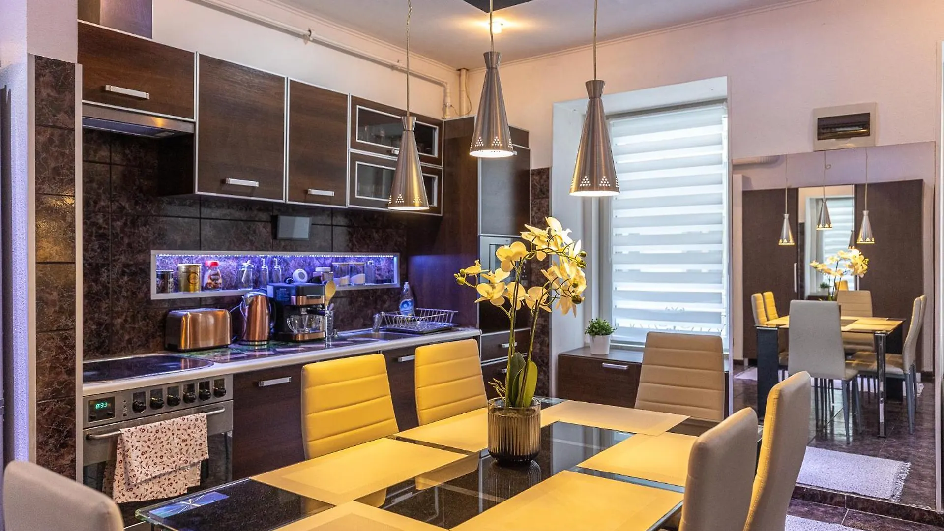 City Vibes Apartment - 3 Bdrms 부다페스트